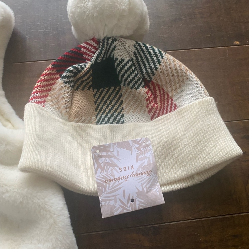 Tommy Bahama Skirt , Vest and hat set - Picture 9 of 10